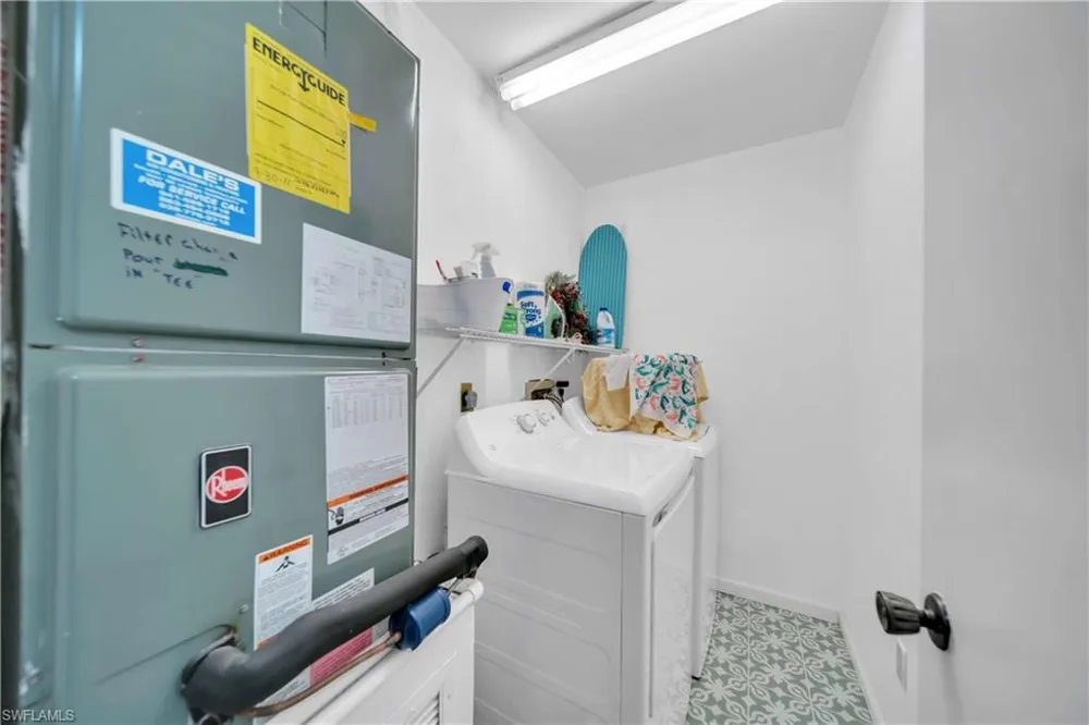 1318 WESLEY DRIVE #124B Punta Gorda, FL 33950