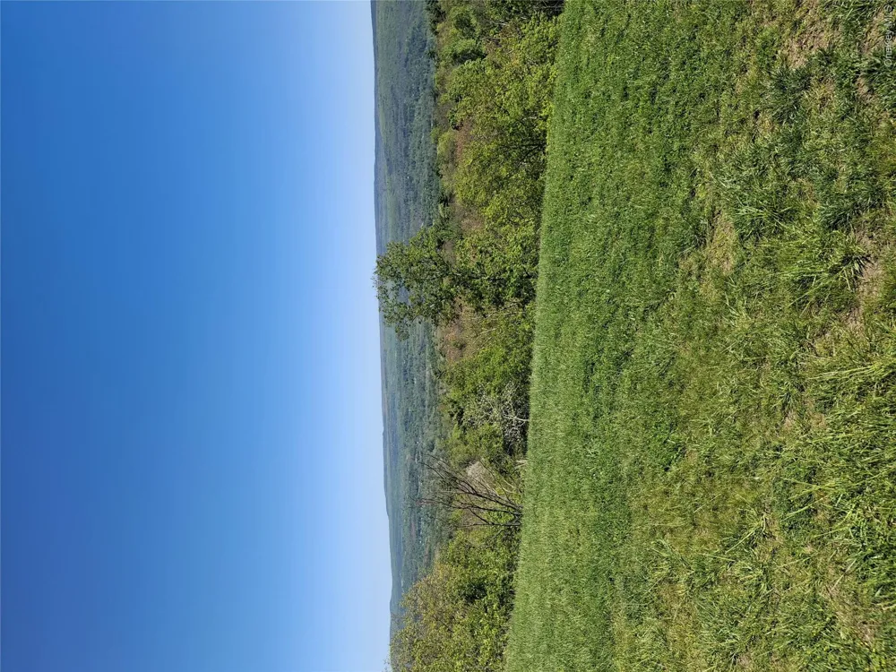 9 J&J ROAD Kerhonkson, NY 12446