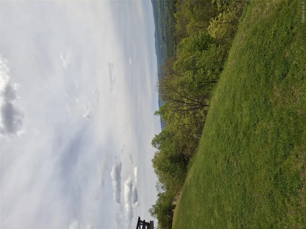 9 J&J ROAD Kerhonkson, NY 12446