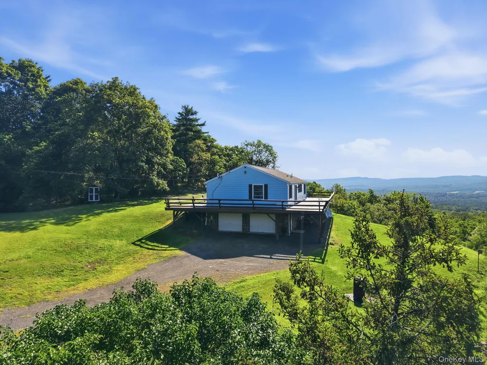 9 J&J ROAD Kerhonkson, NY 12446