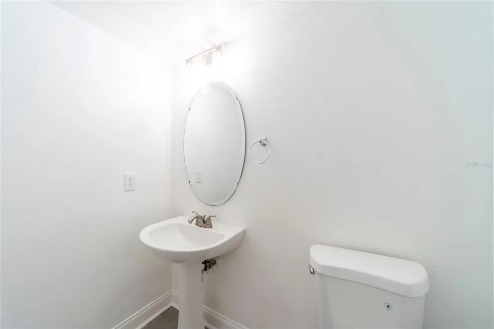 499 JULIAN LANE Maitland, FL 32751