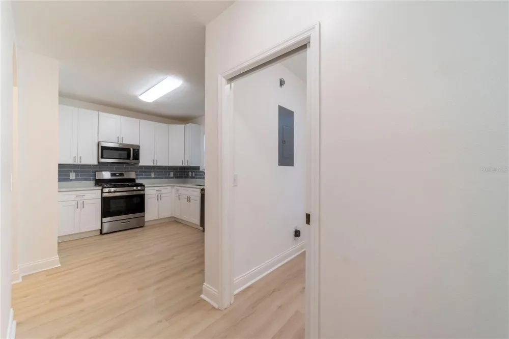 499 JULIAN LANE Maitland, FL 32751