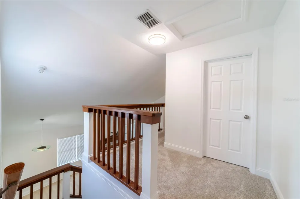 499 JULIAN LANE Maitland, FL 32751