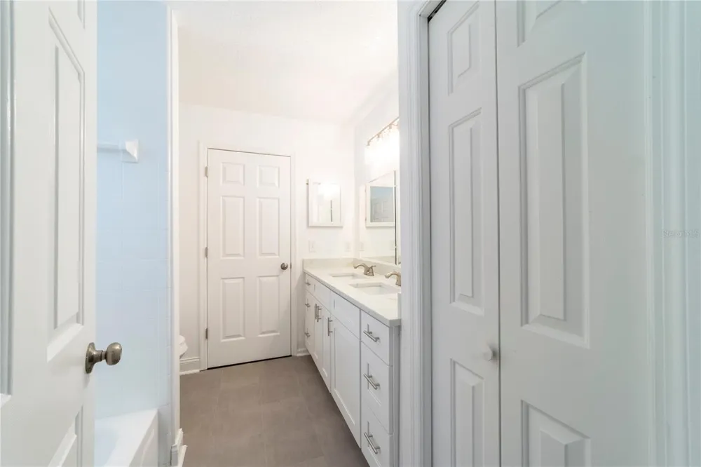 499 JULIAN LANE Maitland, FL 32751