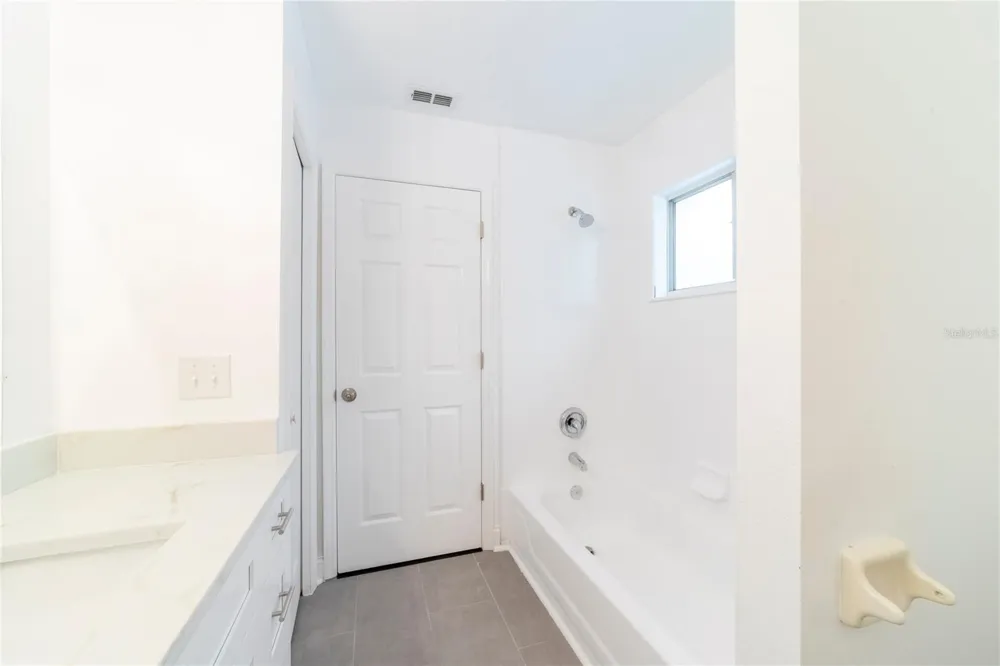 499 JULIAN LANE Maitland, FL 32751