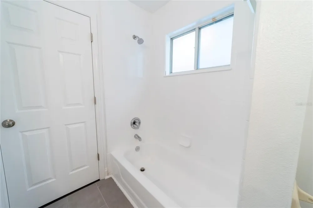 499 JULIAN LANE Maitland, FL 32751
