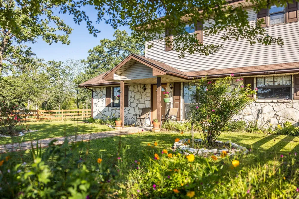 2062 Fm 1291 Fayetteville, TX 78940