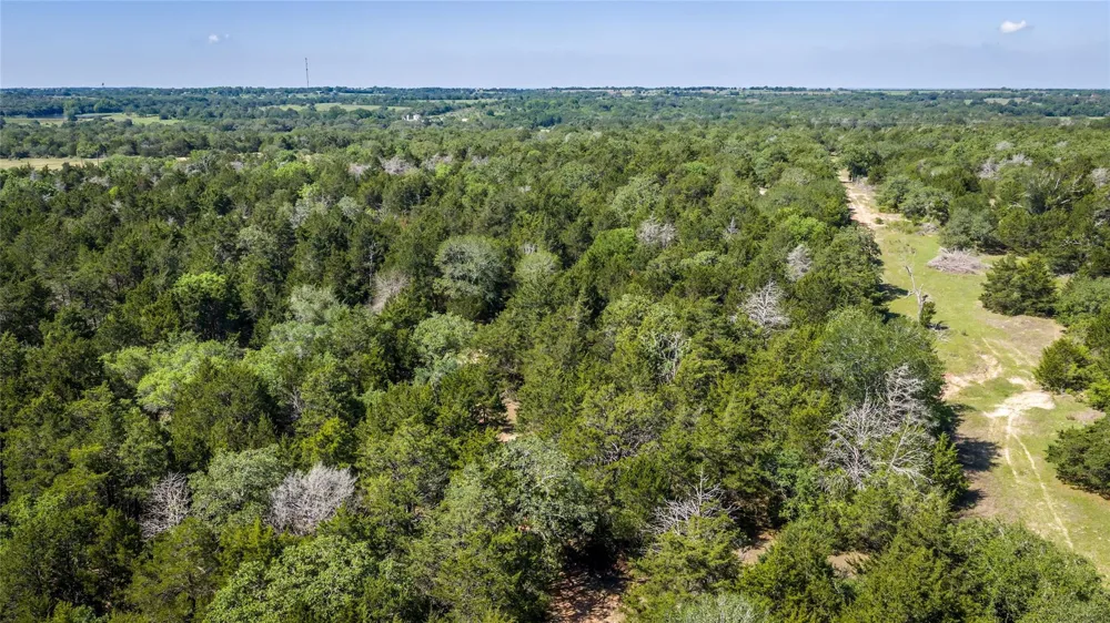 2062 Fm 1291 Fayetteville, TX 78940