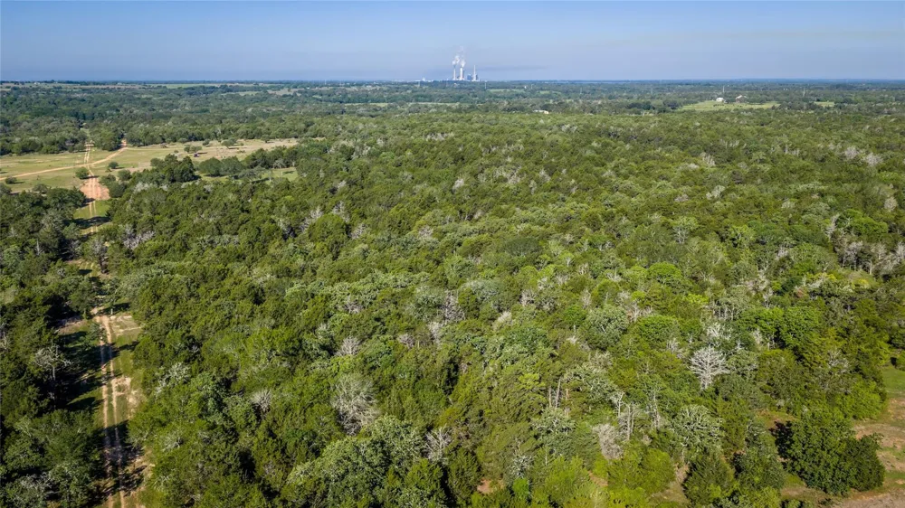 2062 Fm 1291 Fayetteville, TX 78940