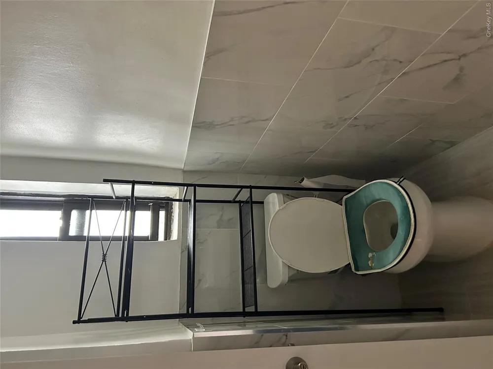 150-29 72 ROAD #6 Flushing, NY 11367