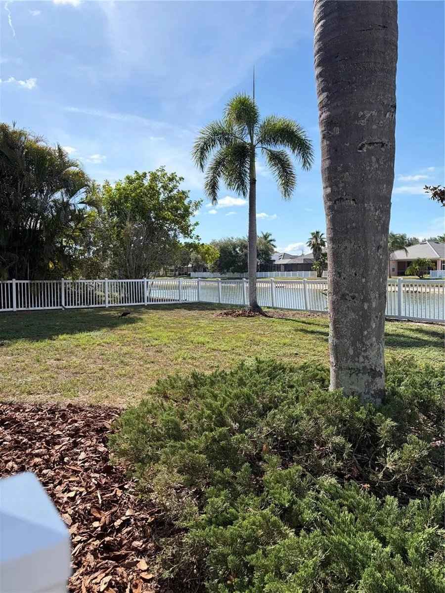 7779 AROLLA PINE BOULEVARD Sarasota, FL 34240