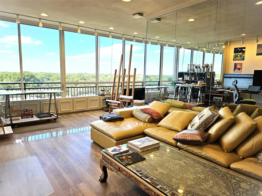 6335 W Northwest Highway #711 Dallas, TX 75225