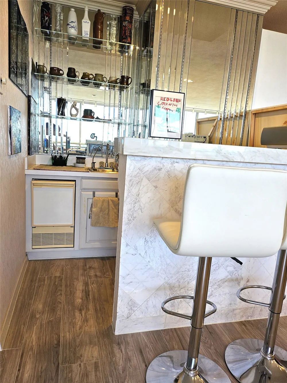6335 W Northwest Highway #711 Dallas, TX 75225