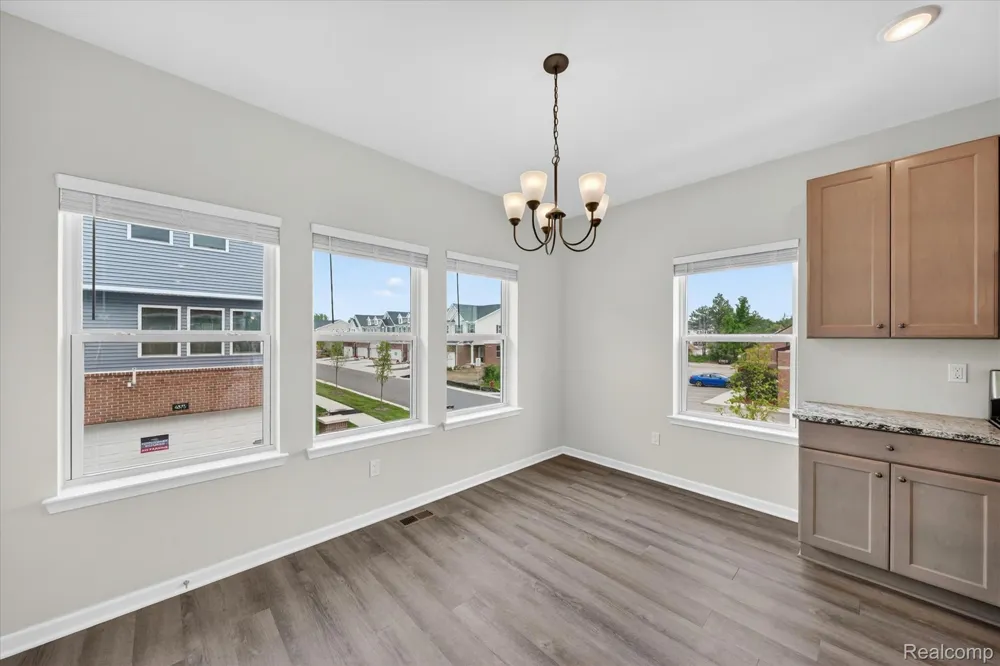 4876 E Ludlow Lane Troy City, MI 48085