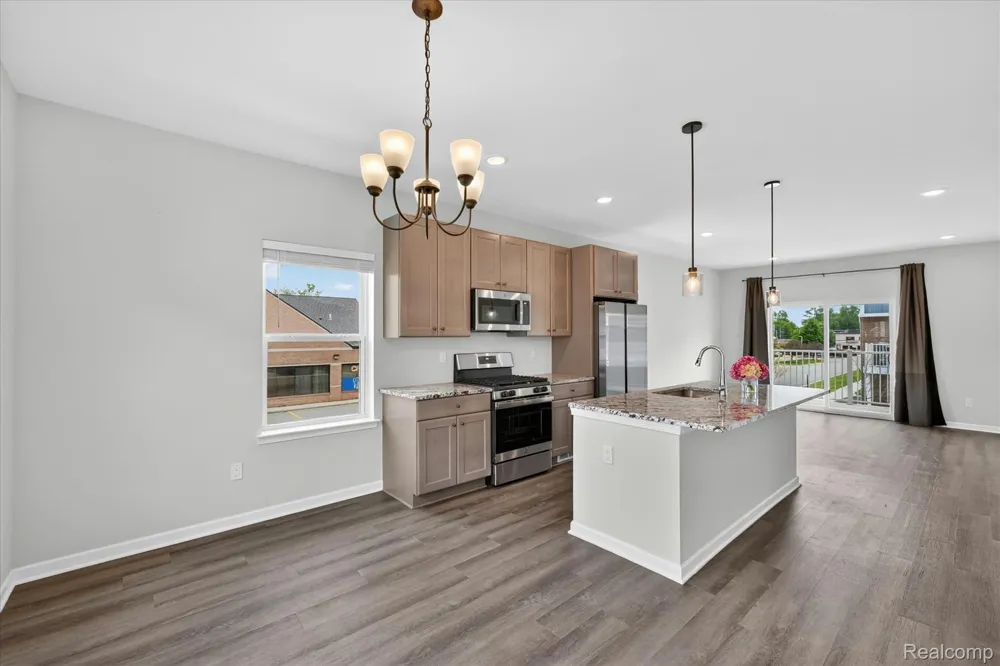 4876 E Ludlow Lane Troy City, MI 48085