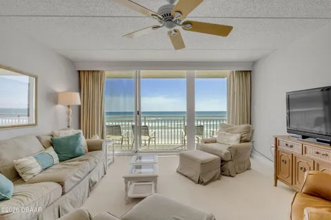 2401 S Atlantic Avenue #E204