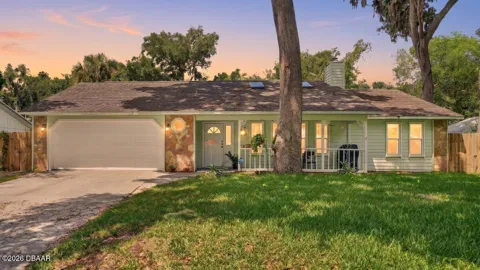 2012 Mango Tree Drive