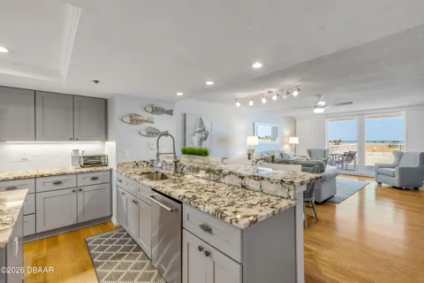 257 Minorca Beach Way #E103