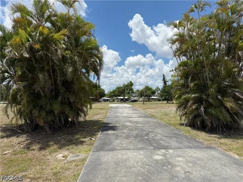 Arrowhead Lane