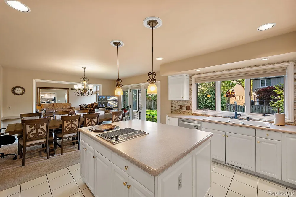 17840 Christine Boulevard Clinton Charter Township, MI 48038