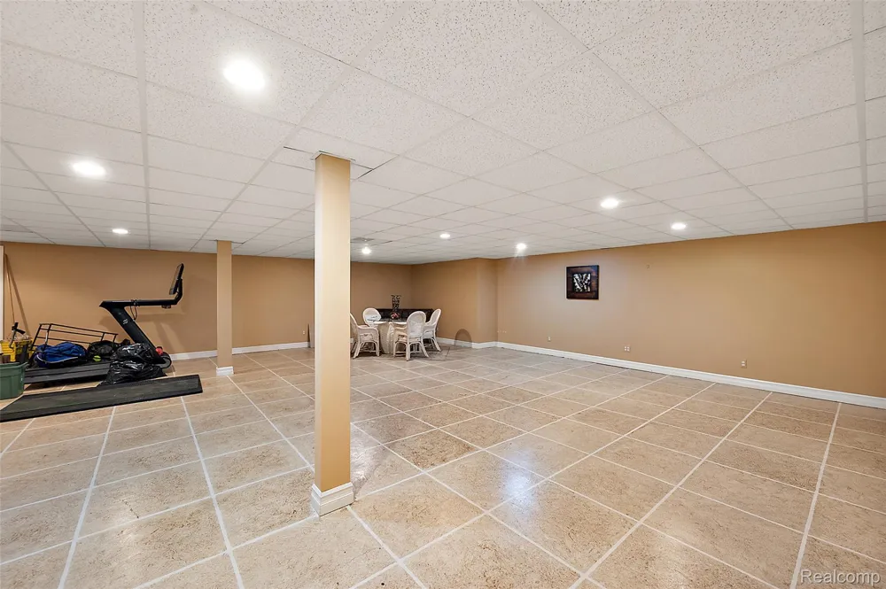 17840 Christine Boulevard Clinton Charter Township, MI 48038