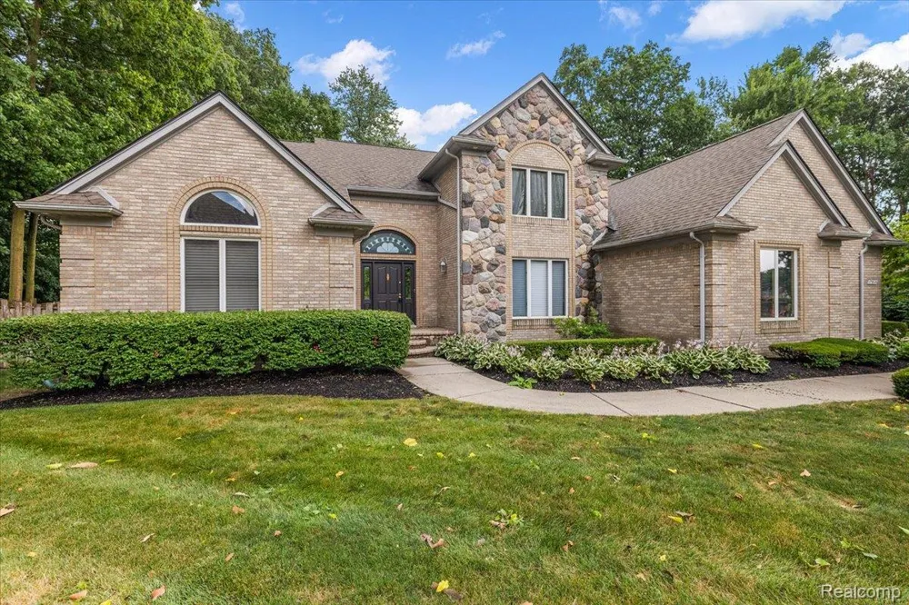 17840 Christine Boulevard Clinton Charter Township, MI 48038