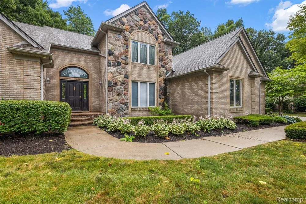 17840 Christine Boulevard Clinton Charter Township, MI 48038