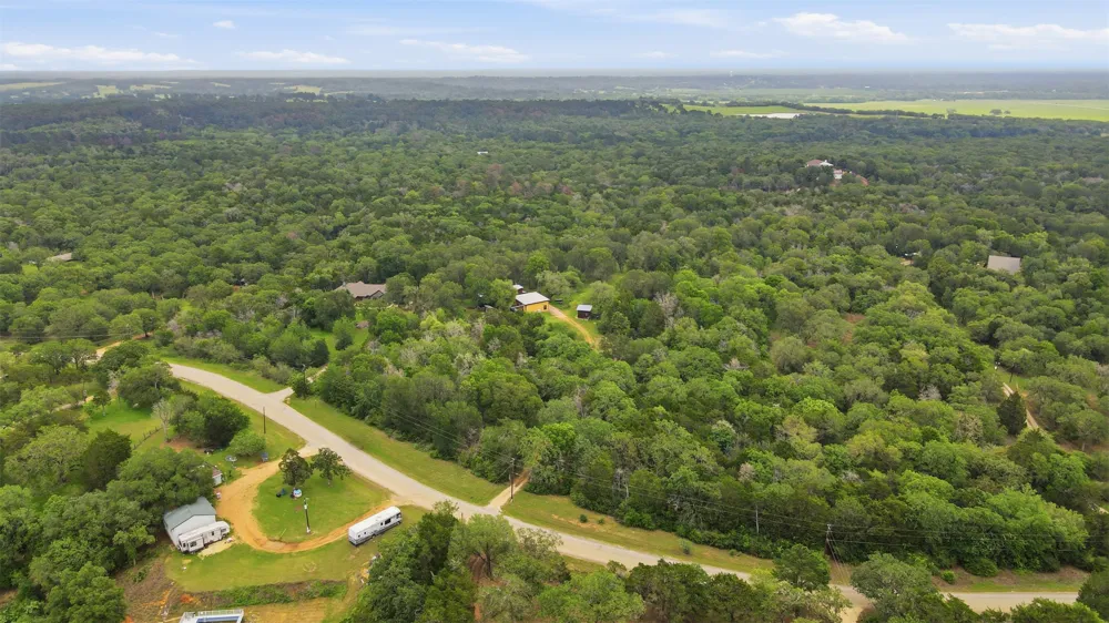 169 Ann Powell Road Smithville, TX 78957