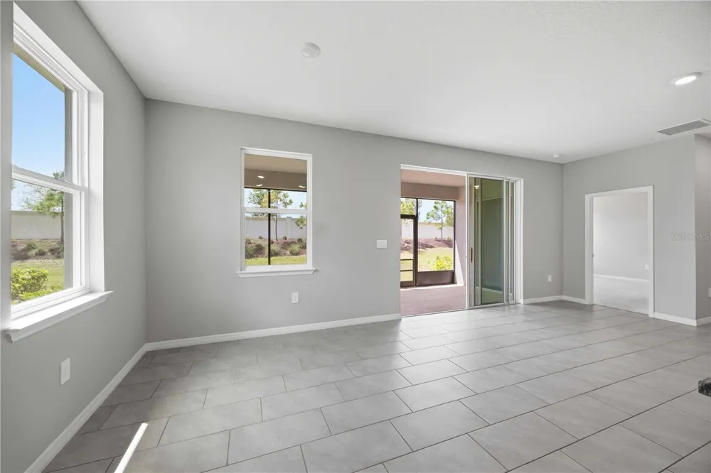 5719 WOODLAND SAGE DRIVE Sarasota, FL 34238