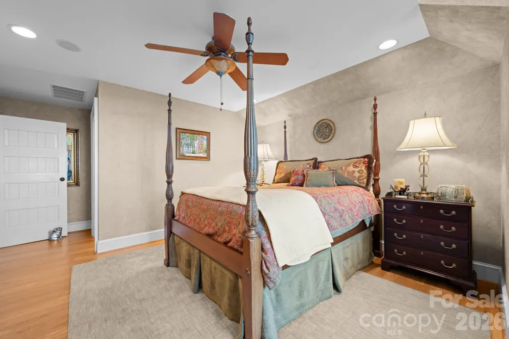 1938 Main Street Blowing Rock, NC 28605