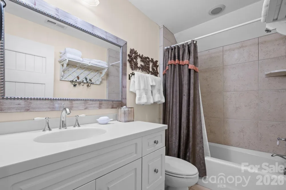 1938 Main Street Blowing Rock, NC 28605