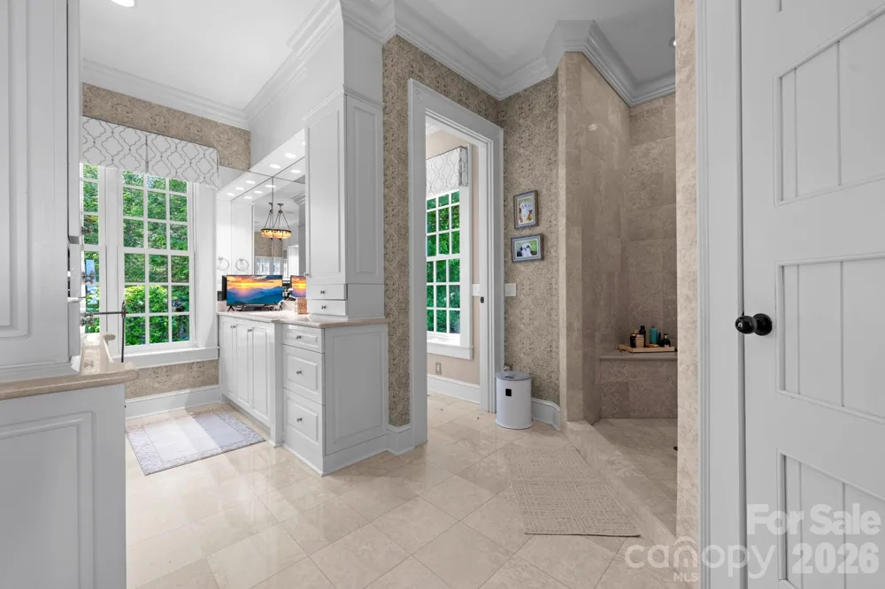 1938 Main Street Blowing Rock, NC 28605