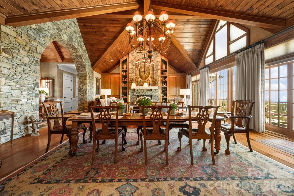 1938 Main Street Blowing Rock, NC 28605