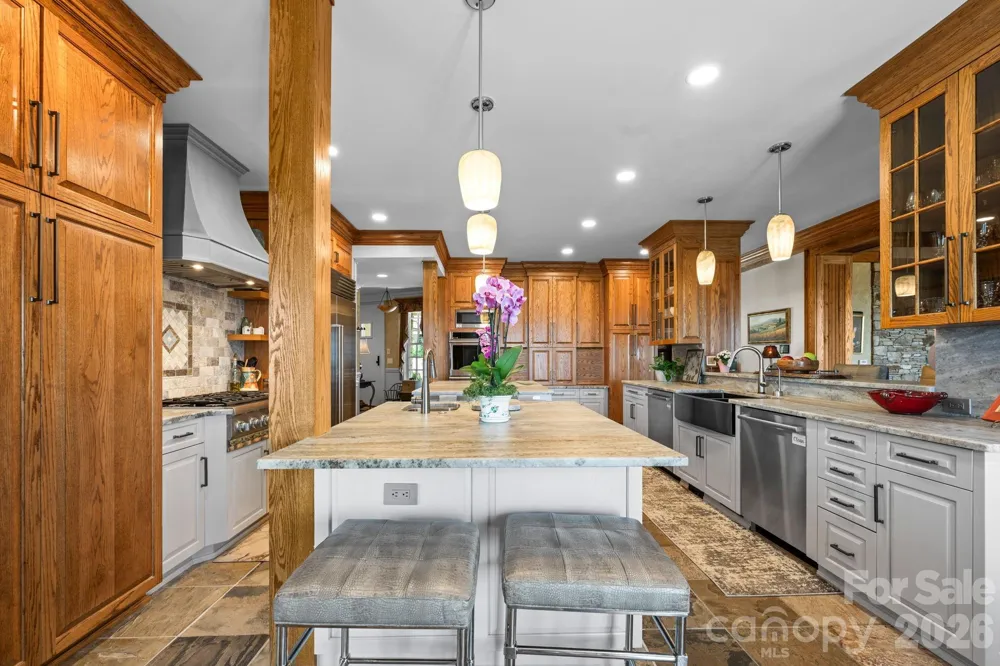 1938 Main Street Blowing Rock, NC 28605