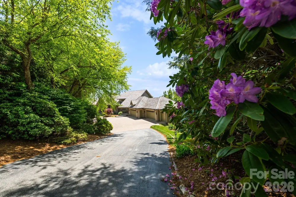 1938 Main Street Blowing Rock, NC 28605