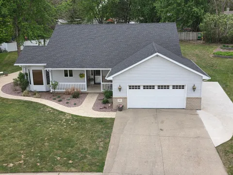 885 Briarwood Drive