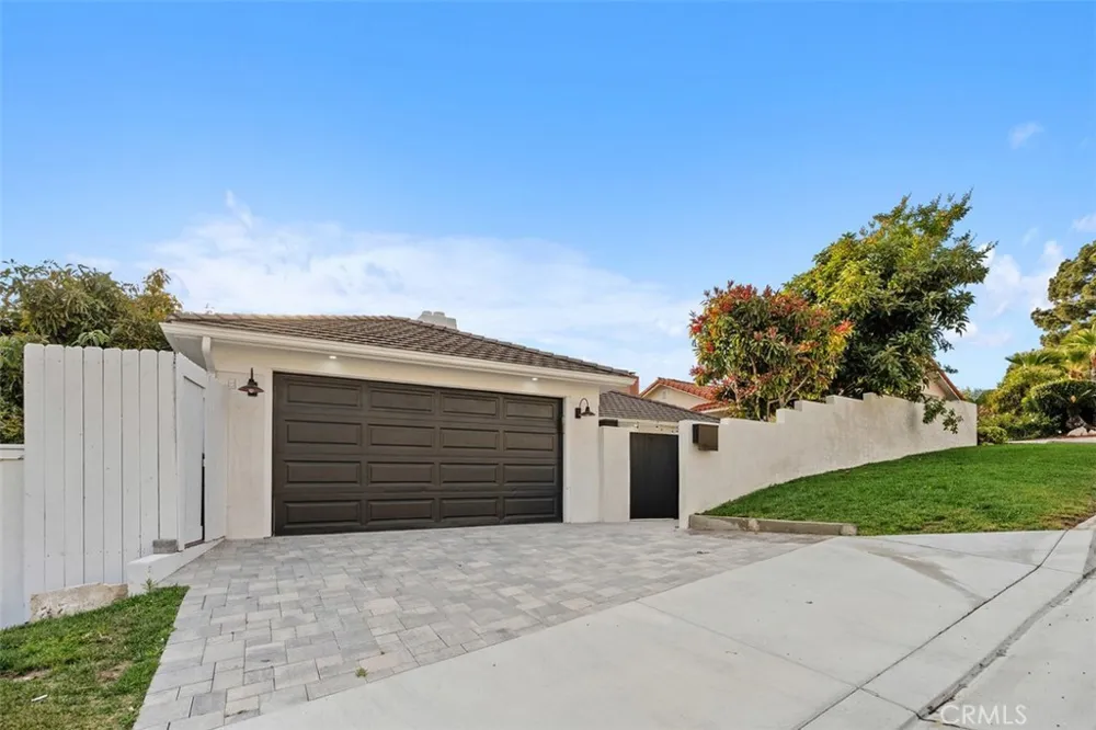 1629 Via Zurita Palos Verdes Estates, CA 90274