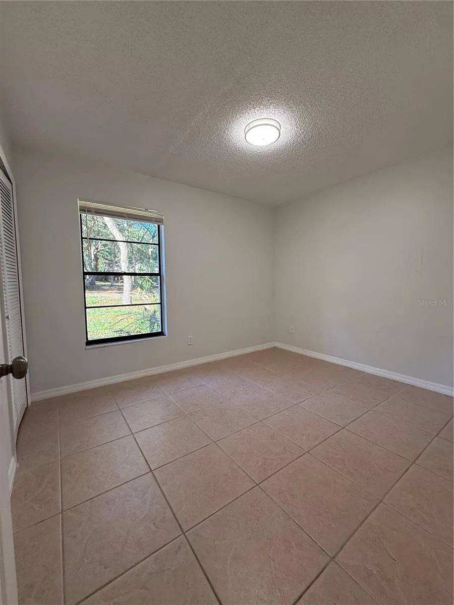 7320 ANSTEAD CIRCLE Orlando, FL 32810