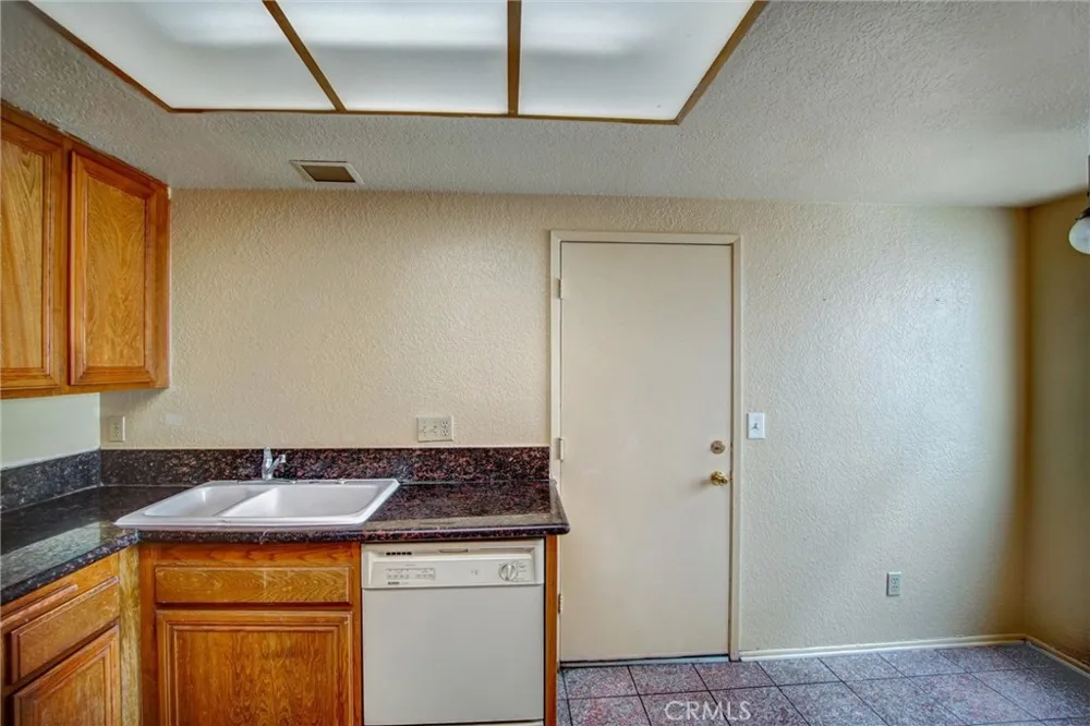 12168 Mount Vernon #47 Grand Terrace, CA 92313