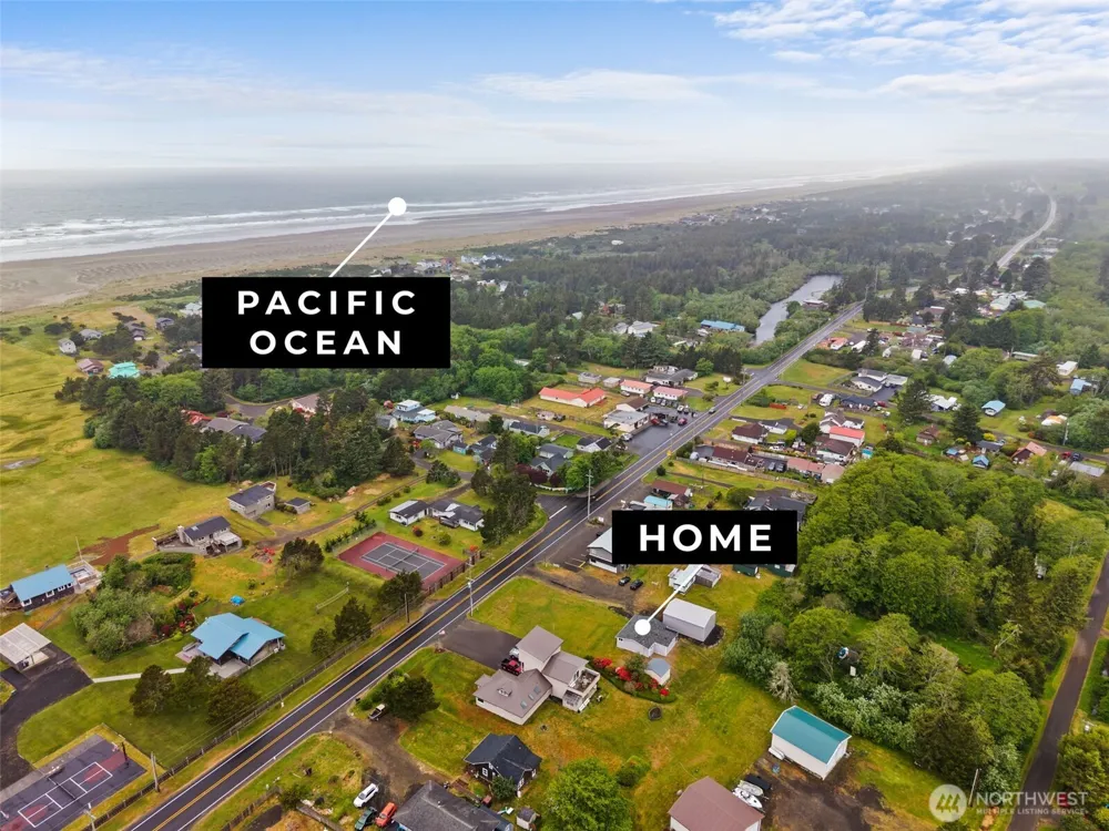 1642 State Route 105 Grayland, WA 98547