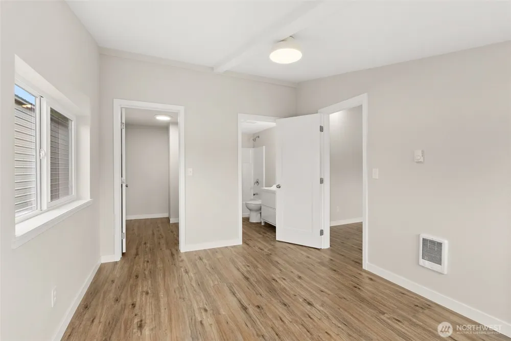 1642 State Route 105 Grayland, WA 98547