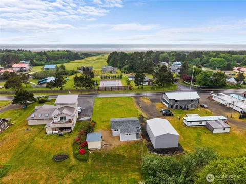 1642 State Route 105