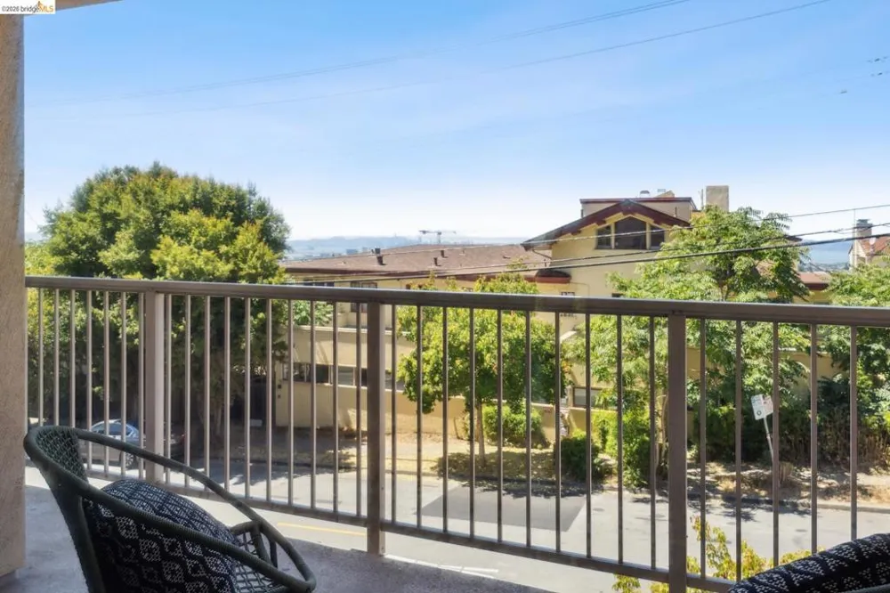 2 Panoramic Way #105 Berkeley, CA 94704