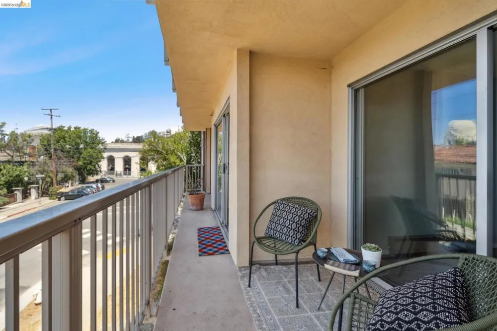 2 Panoramic Way #105 Berkeley, CA 94704