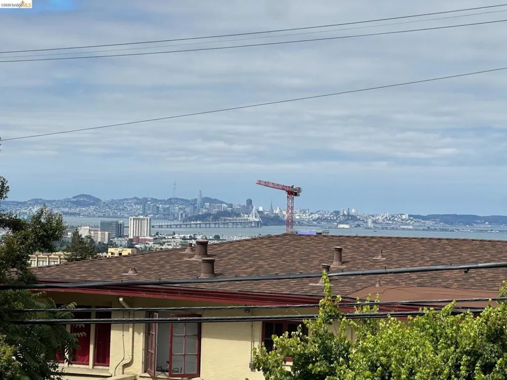 2 Panoramic Way #105 Berkeley, CA 94704