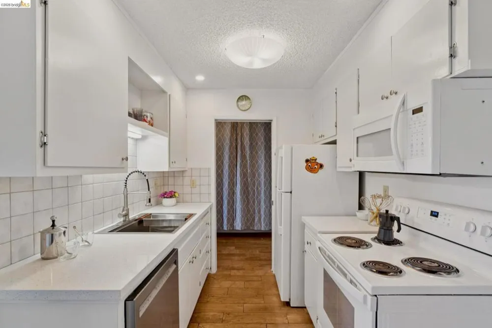 2 Panoramic Way #105 Berkeley, CA 94704