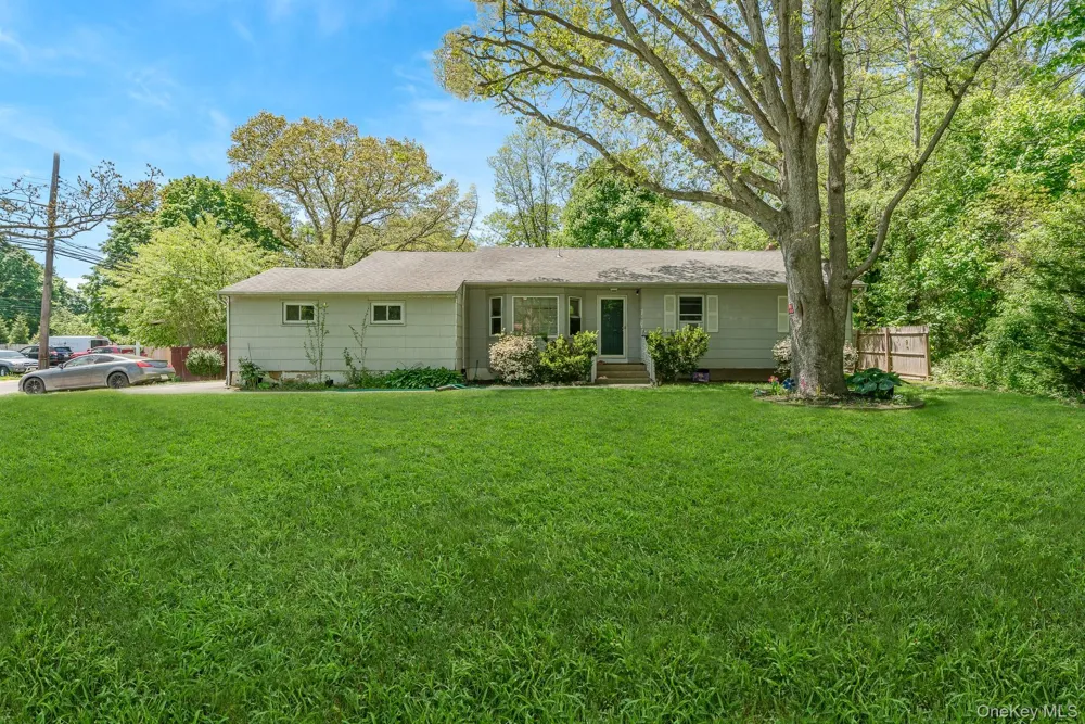 103 Gates Avenue Central Islip, NY 11722