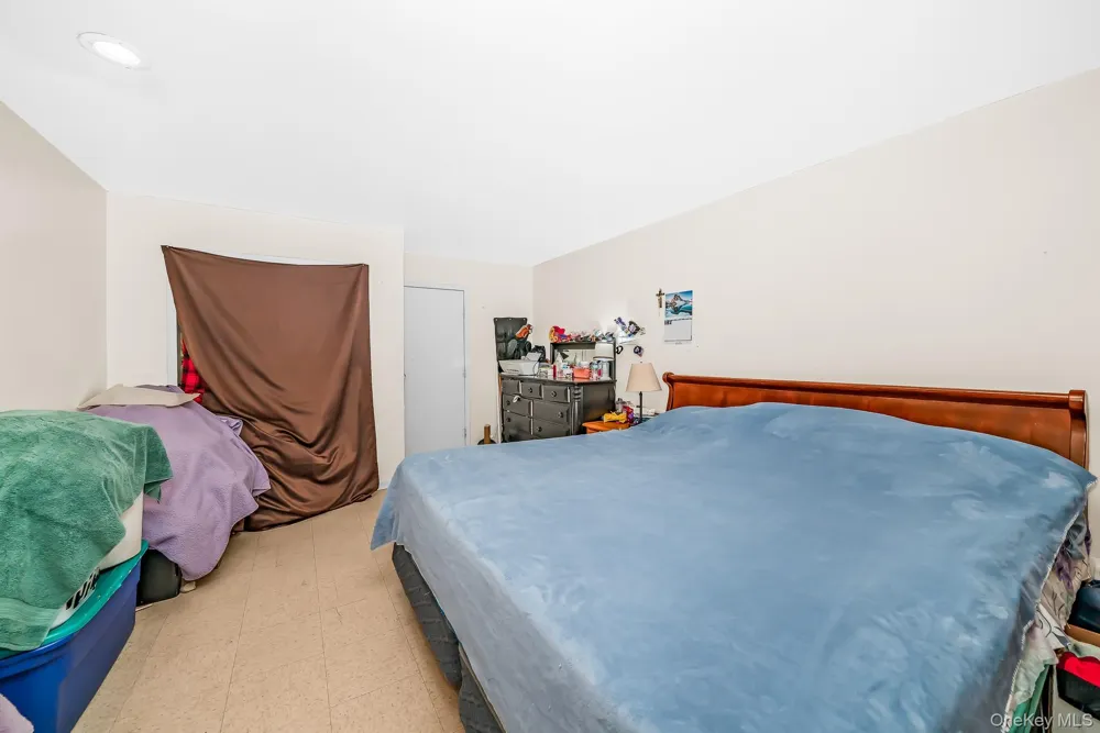 103 Gates Avenue Central Islip, NY 11722