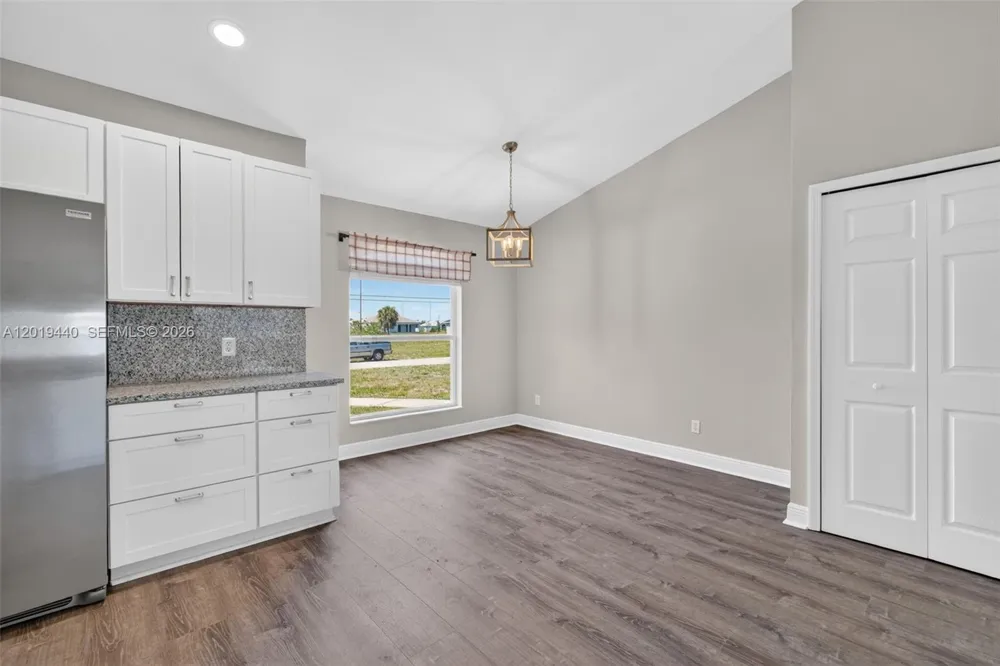 409 NE 25th Ter Cape Coral, FL 33909