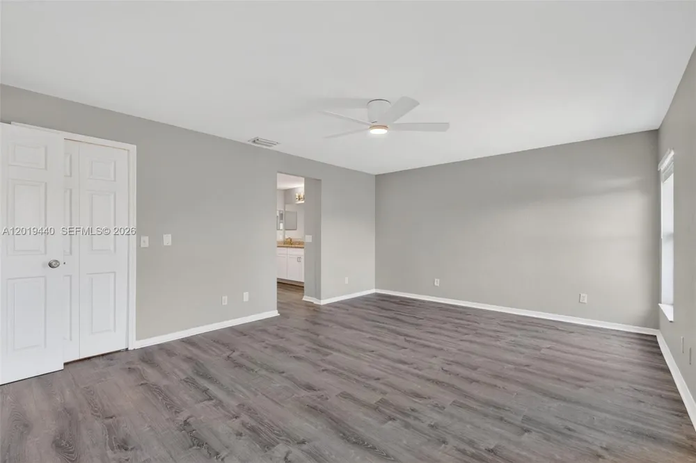 409 NE 25th Ter Cape Coral, FL 33909